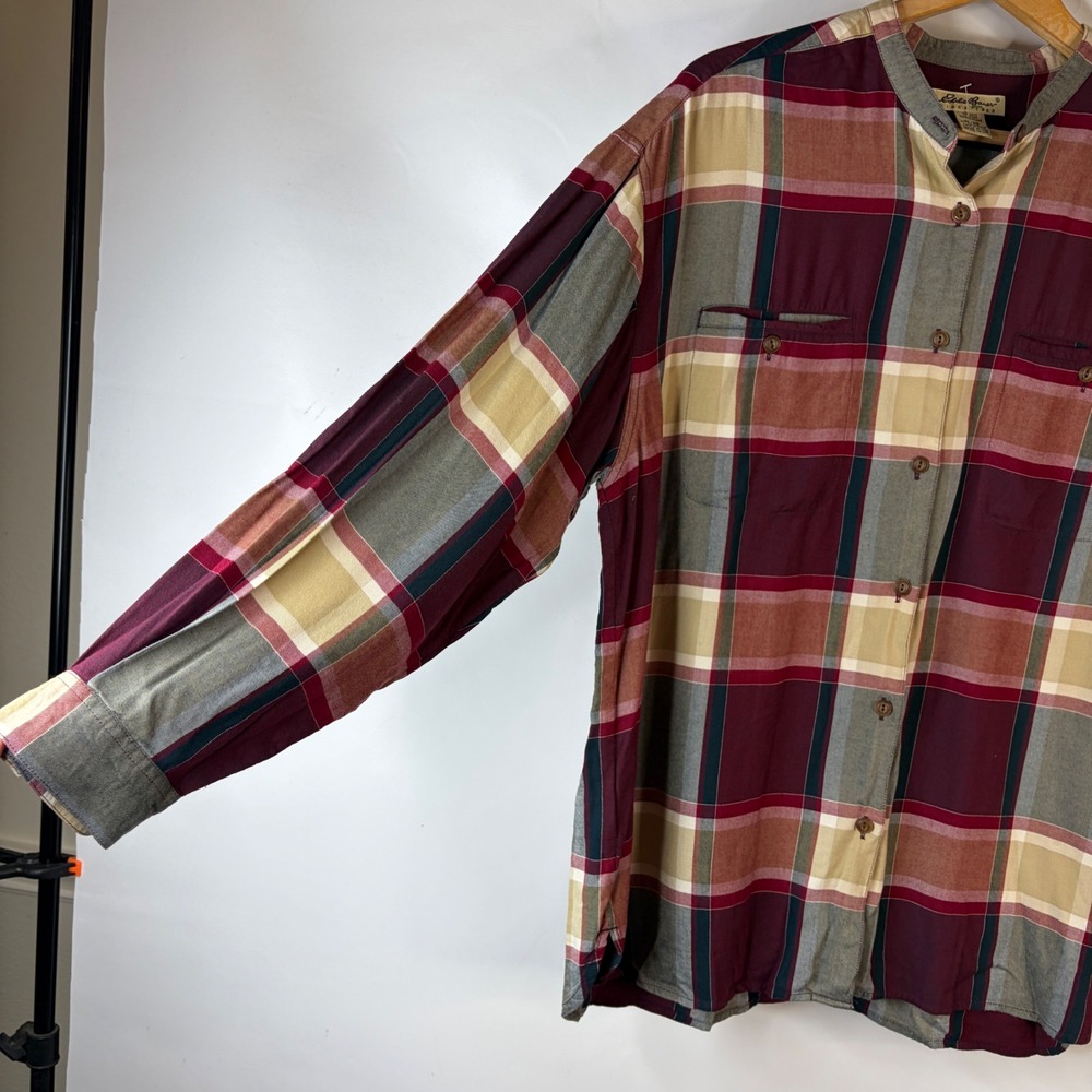 Eddie Bauer Plaid Shirt Women XL Burgundy Tan Band Collar Rayon Long Sleeve - Picture 3 of 7